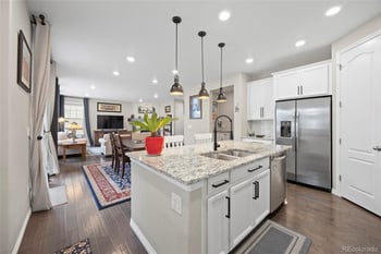 18941 84th Ave, Arvada, CO 80007