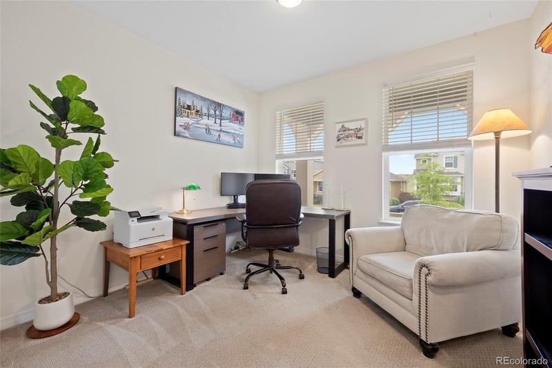 18941 84th Ave, Arvada, CO 80007