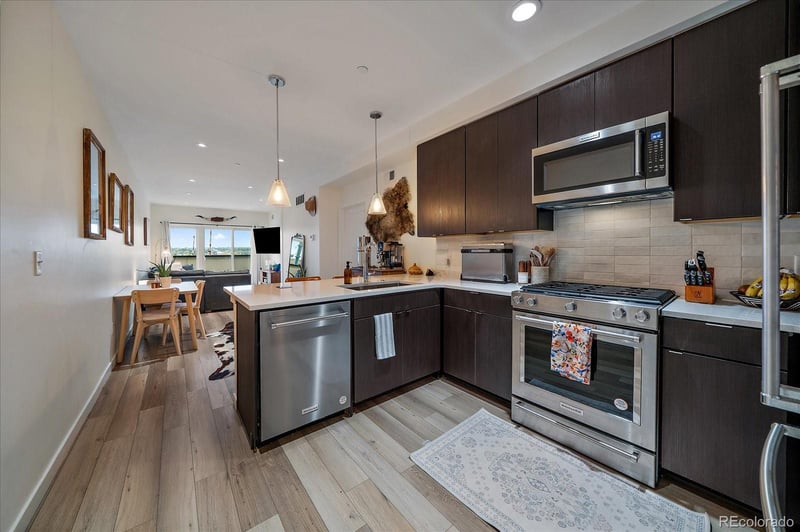 7357 Grandview Ave #202, Arvada, CO 80002