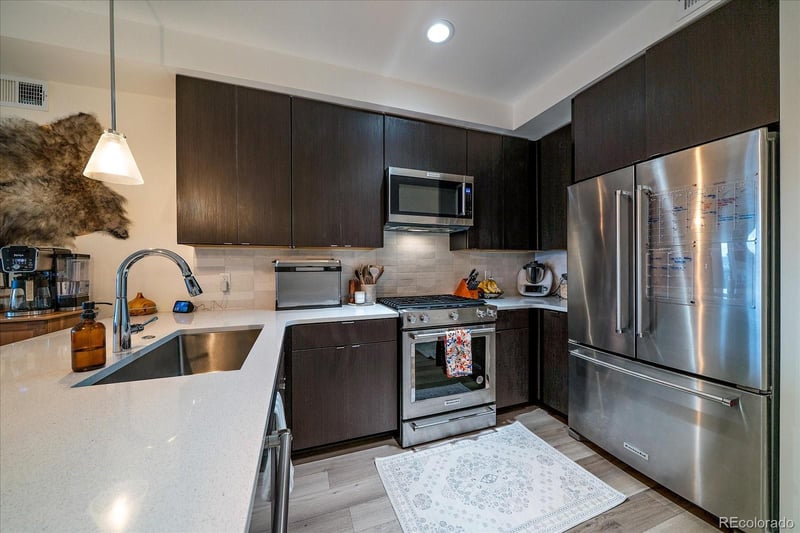 7357 Grandview Ave #202, Arvada, CO 80002