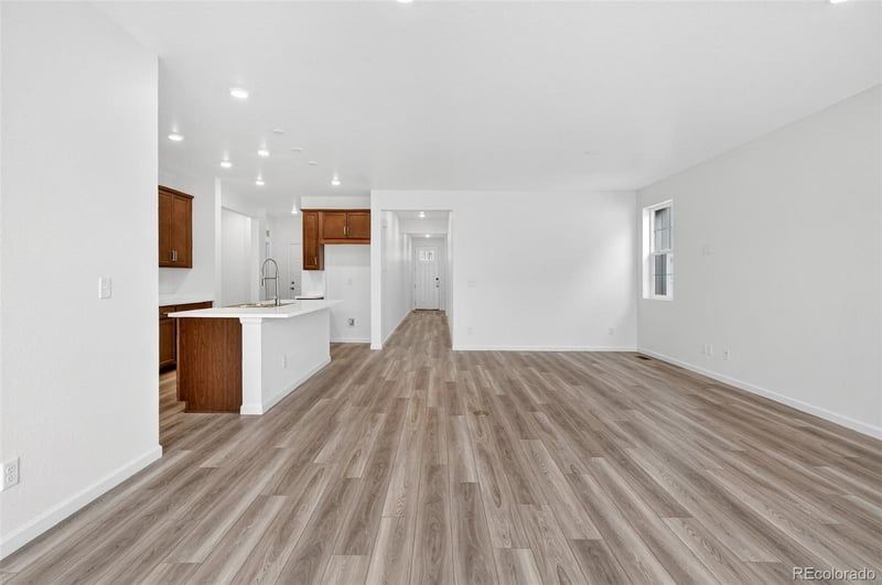 3358 Duquesne Way, Aurora, CO 80019