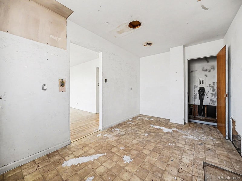 2220 Samuel Dr, Denver, CO 80221