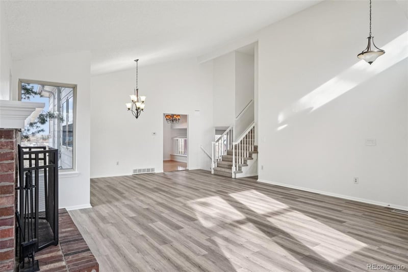 7008 Dudley St, Littleton, CO 80128