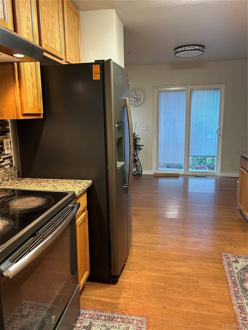 16984 Wyoming Dr, Aurora, CO 80017