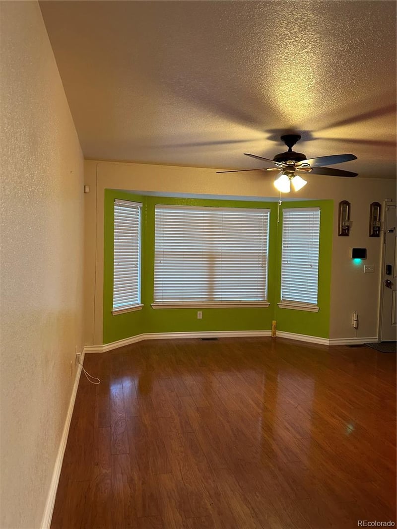 16984 Wyoming Dr, Aurora, CO 80017