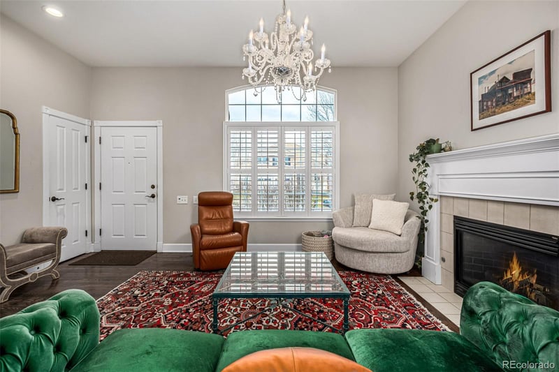 1003 Roslyn Ct, Denver, CO 80230