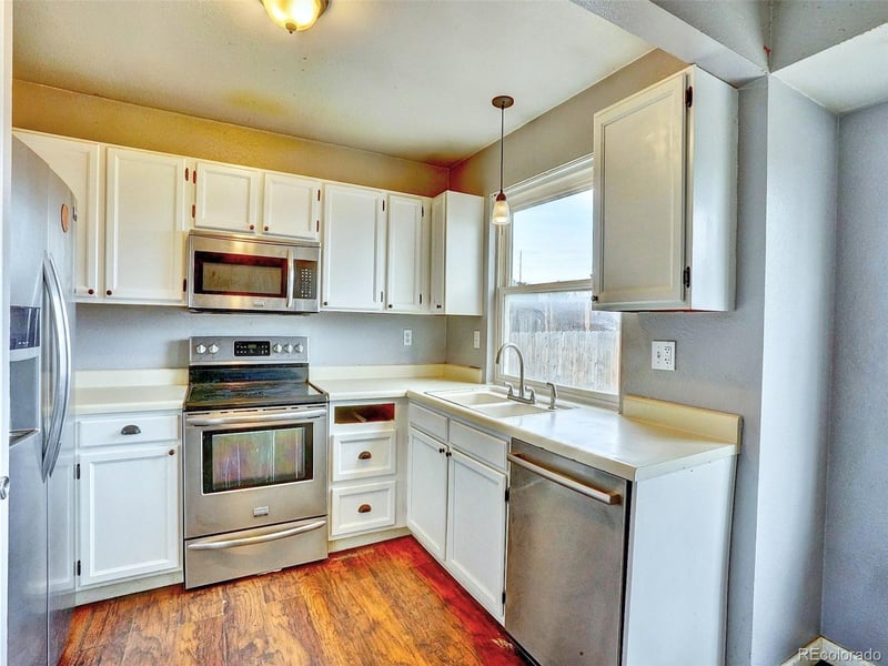 3160 Halifax St, Aurora, CO 80013