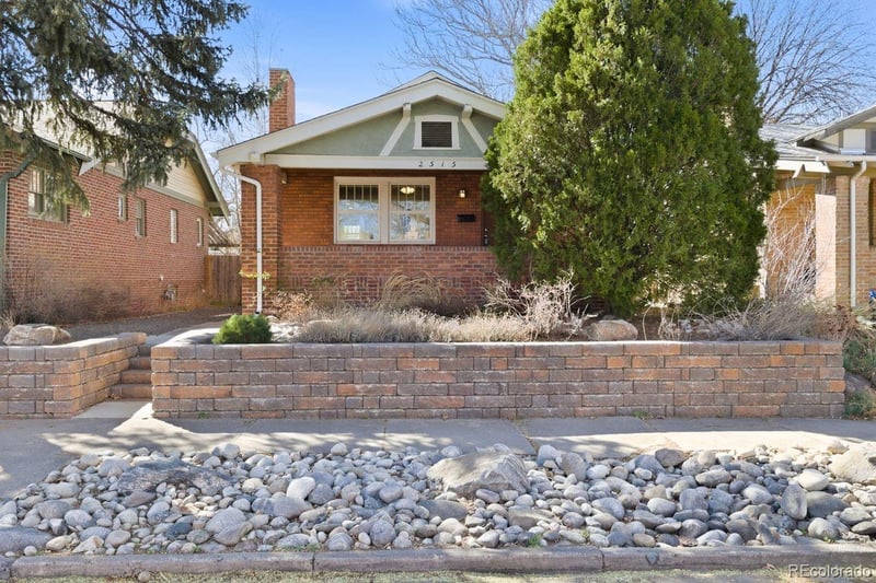 2515 N Glencoe St, Denver, CO 80207