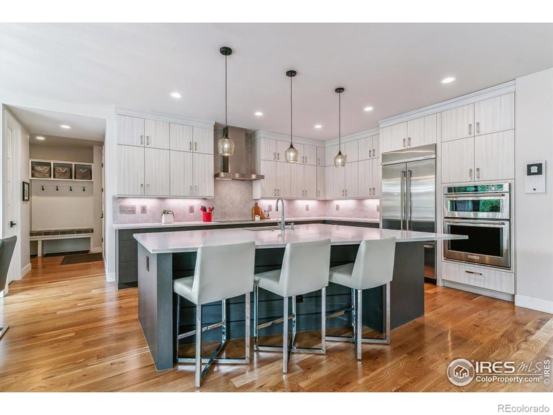 4274 E Dickenson Pl, Denver, CO 80222