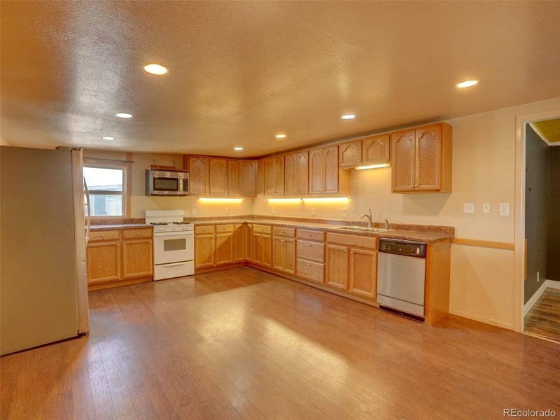 4421 73rd Way, Commerce, CO 80022