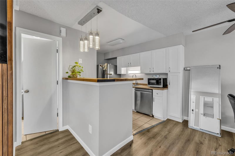 1830 Newland Ct #101, Lakewood, CO 80214