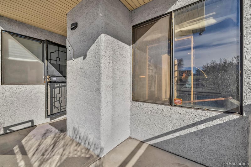 1830 Newland Ct #101, Lakewood, CO 80214