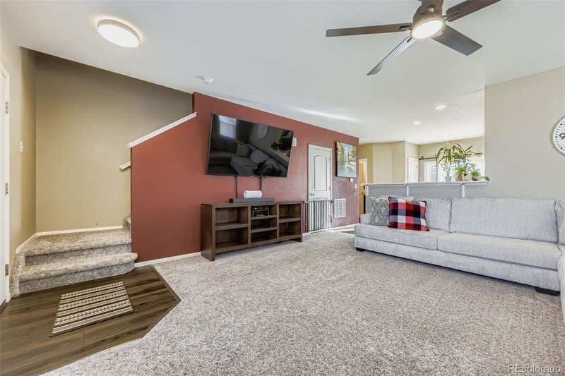 11866 River Oaks Ln, Commerce City, CO 80640