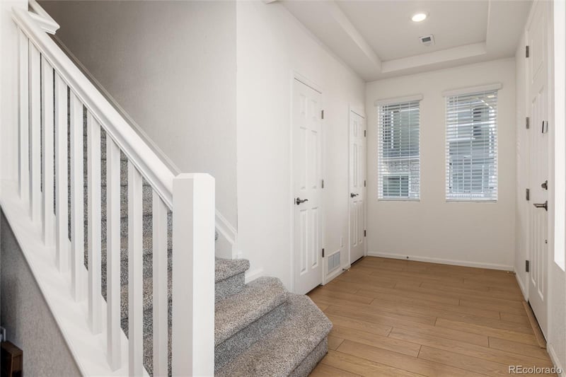 1082 Sugarloaf Ln, Erie, CO 80516