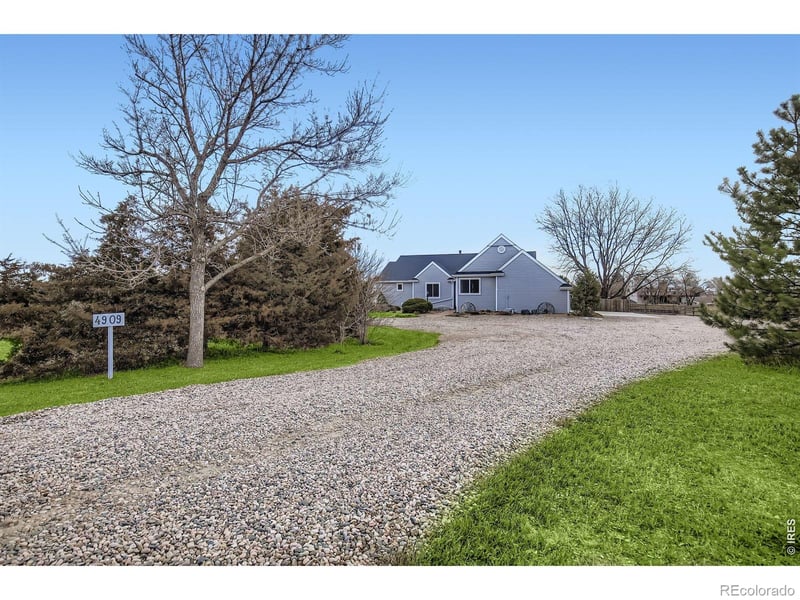 4909 Gary Dr, Berthoud, CO 80513