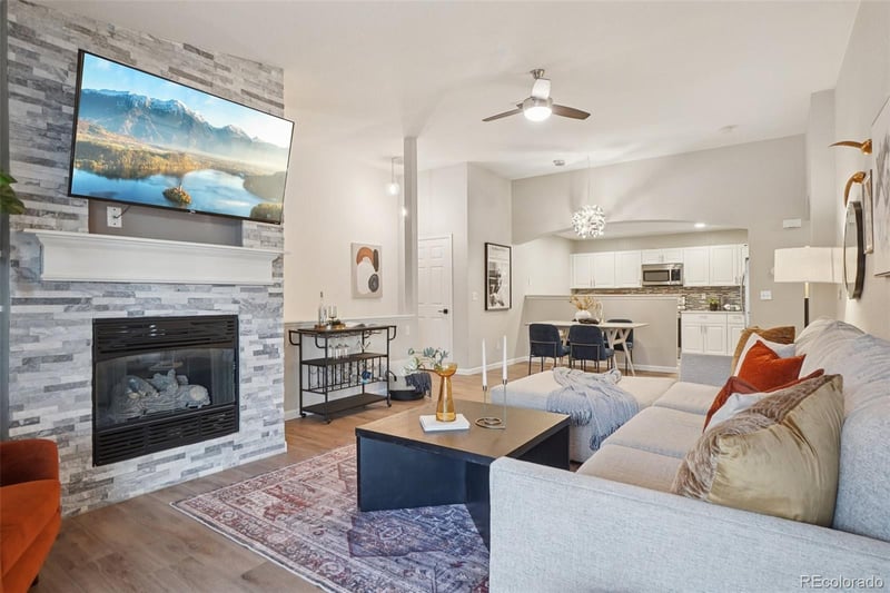 4271 Blackhawk Cir #2C, Aurora, CO 80014