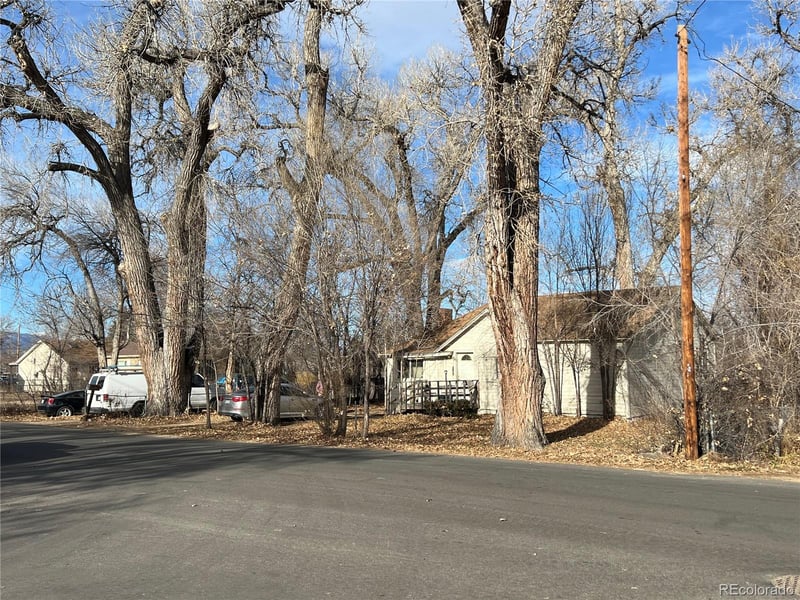 2601 55th Ave, Denver, CO 80221