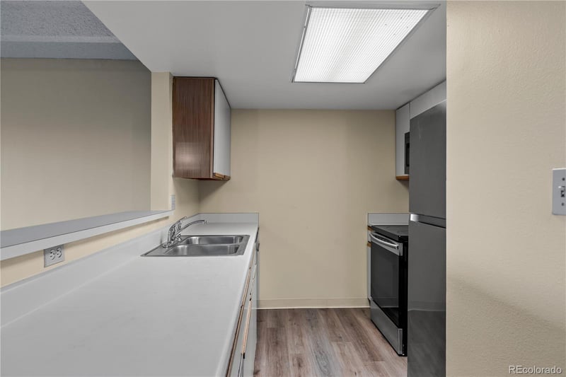 1011 Ironton St #303, Aurora, CO 80012