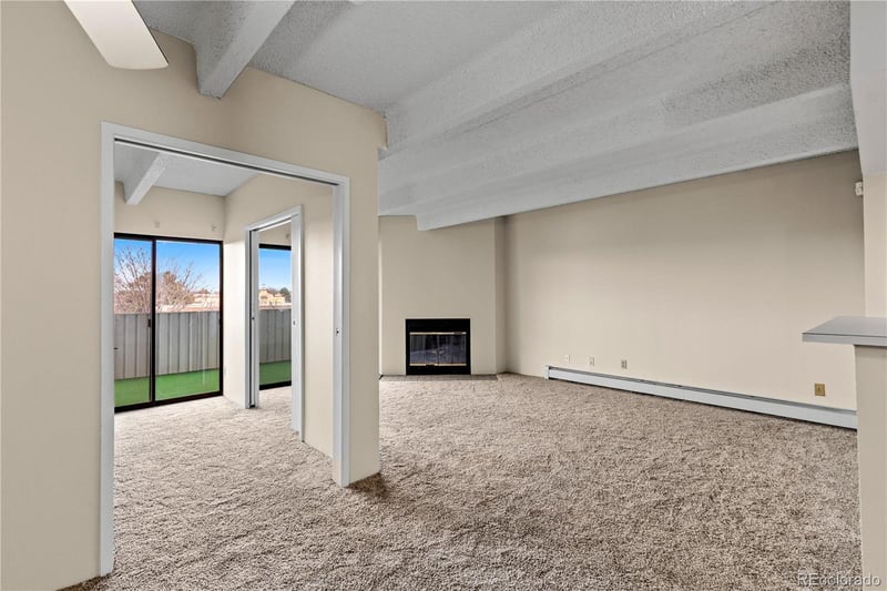 1011 Ironton St #303, Aurora, CO 80012