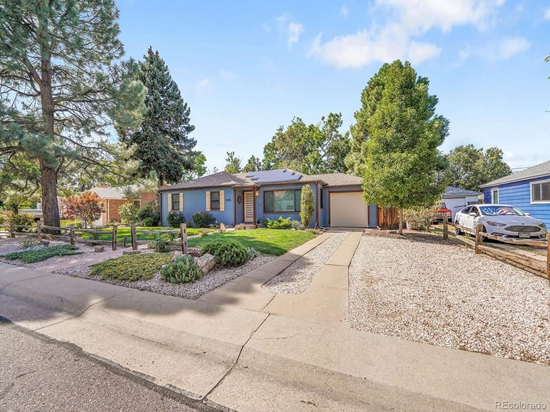 5725 Lakeview St, Littleton, CO 80120
