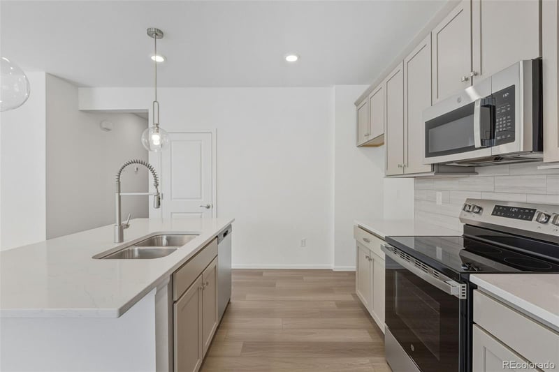 6061 Idlewild Pl, Brighton, CO 80601