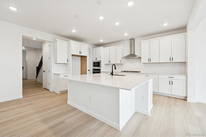 486 Salida St, Aurora, CO 80017