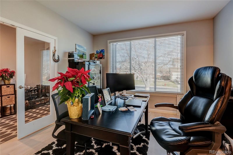 2946 Devinney Ct, Lakewood, CO 80228