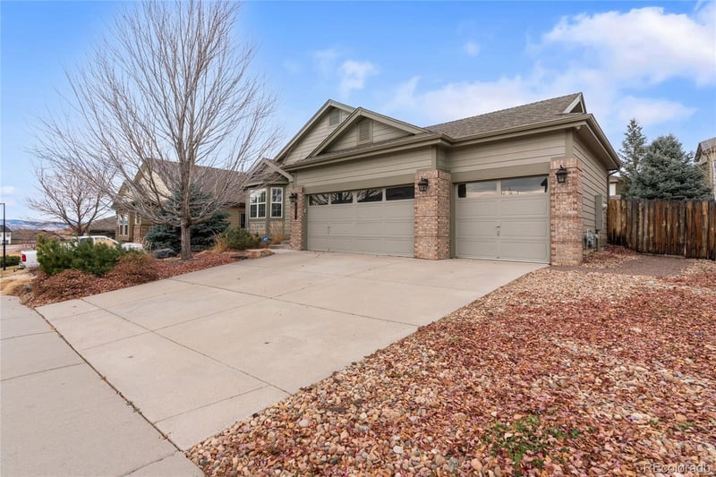 875 Dales Pony Dr, Castle Rock, CO 80104