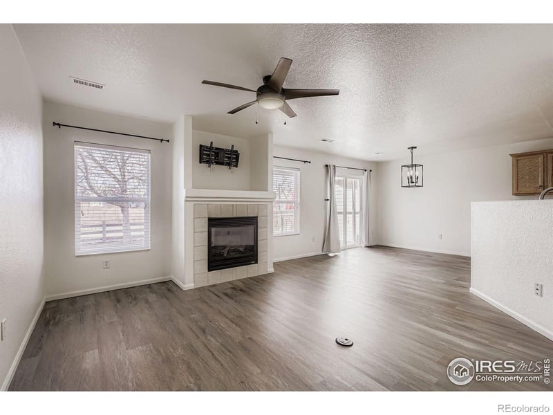 1846 Dove Creek Cir, Loveland, CO 80538