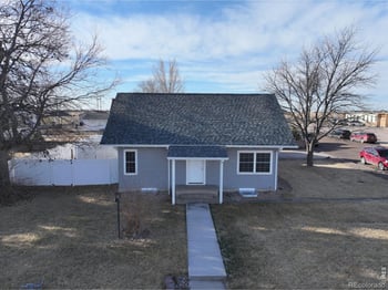 404 Kellogg St, Holyoke, CO 80734