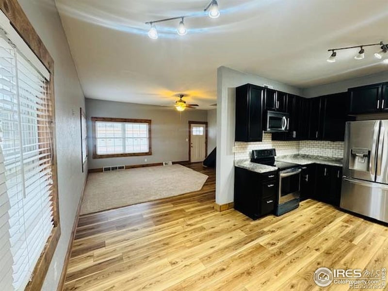 404 Kellogg St, Holyoke, CO 80734