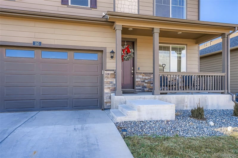 195 Yellowtail St, Bennett, CO 80102