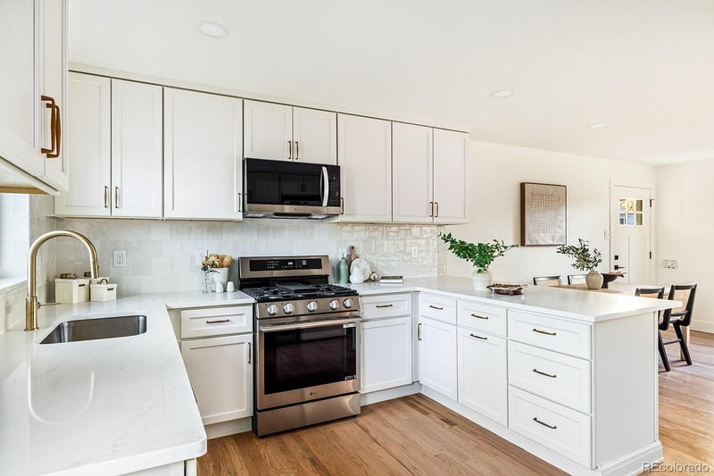 754 Dahlia St, Denver, CO 80220