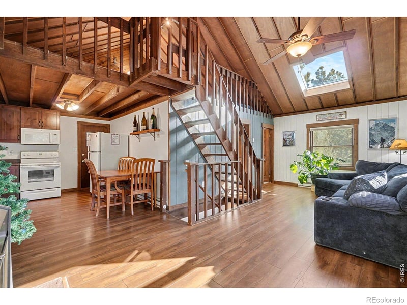 280 Streamside Dr, Drake, CO 80515