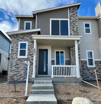 6641 Netherland St, Aurora, CO 80019