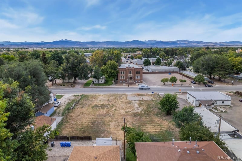 206 Lincoln Ave, Loveland, CO 80537