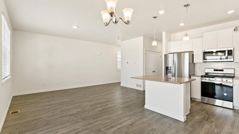 6121 Alpine Ridge Dr, Colorado Springs, CO 80925