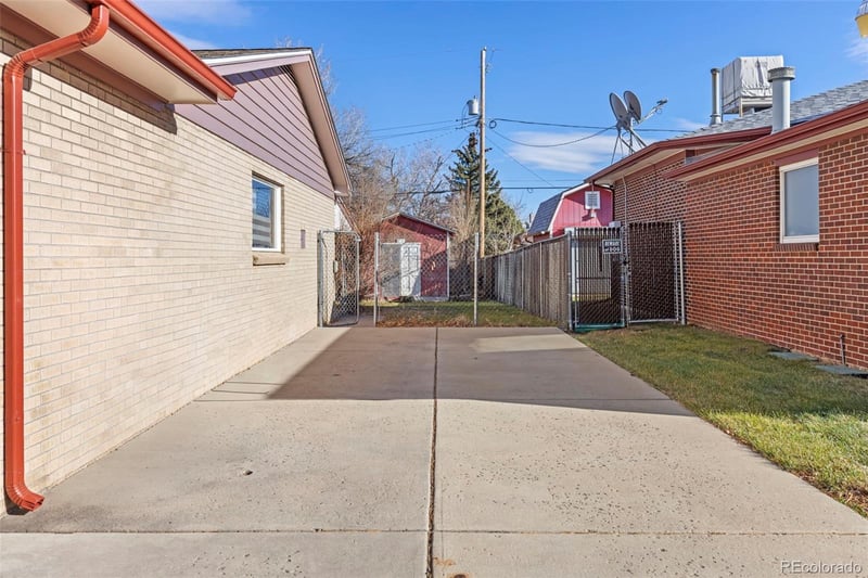 540 Newland St #Basement, Lakewood, CO 80226