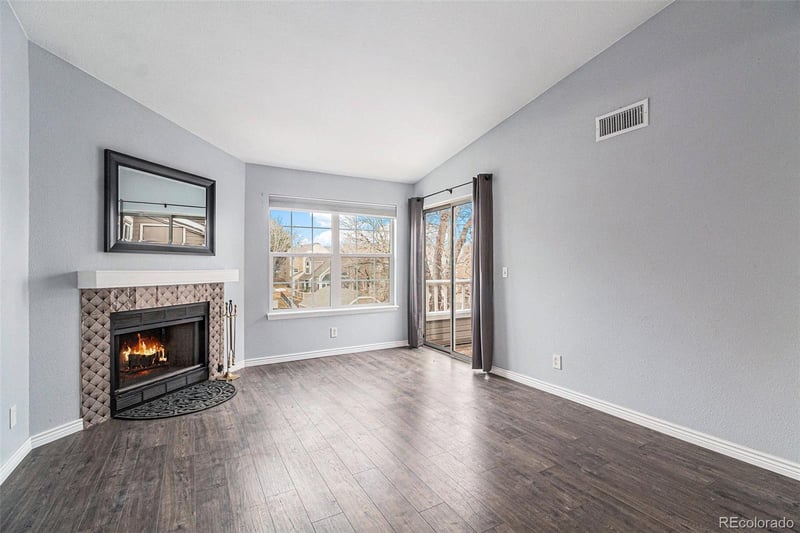 5775 Atlantic Pl #303, Lakewood, CO 80227