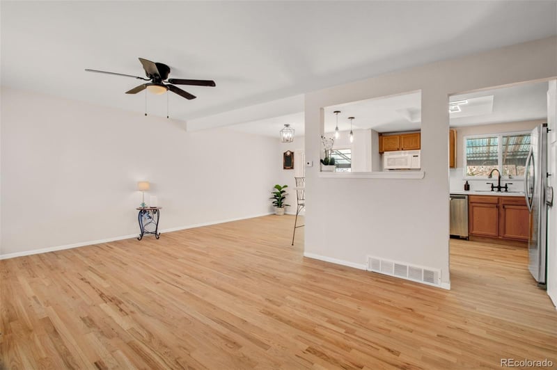 206 Cielo Vista St, Colorado Springs, CO 80911