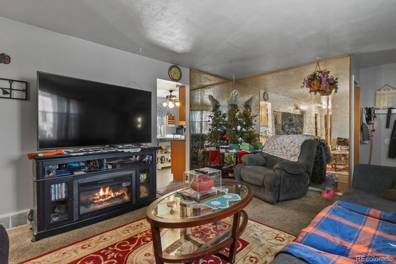 3400 Mountain Rd, Englewood, CO 80110
