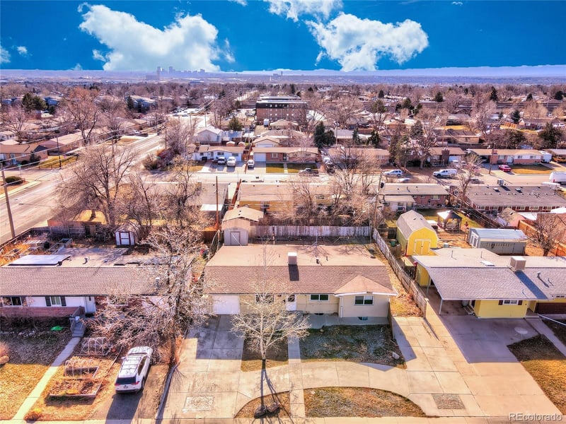 2420 Cottonwood Dr, Denver, CO 80221