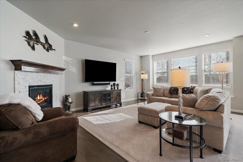 883 Stagecoach Dr, Lafayette, CO 80026