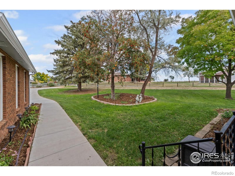 27381 Hopi Trl, Loveland, CO 80534