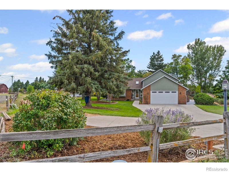 27381 Hopi Trl, Loveland, CO 80534