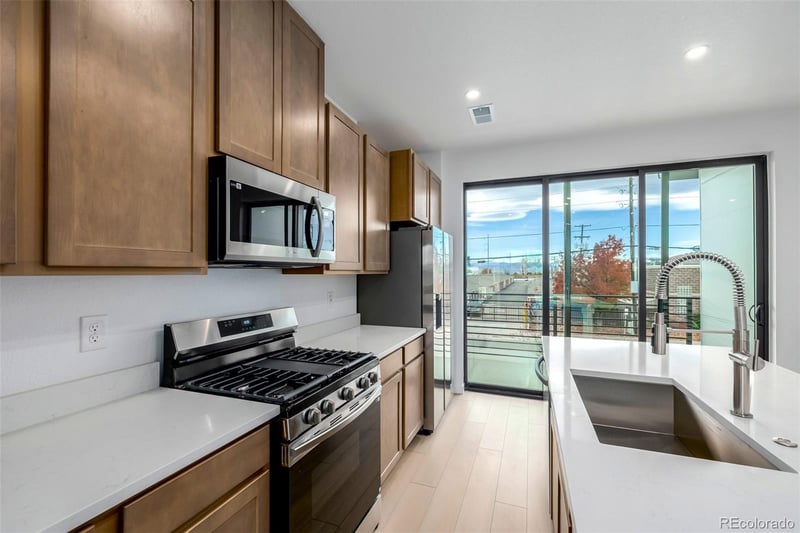2076 S Holly St #2, Denver, CO 80222
