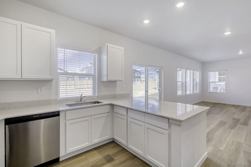 240 Mia Ln, Johnstown, CO 80534