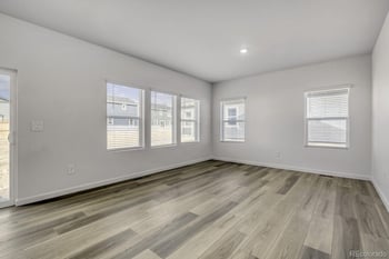 240 Mia Ln, Johnstown, CO 80534