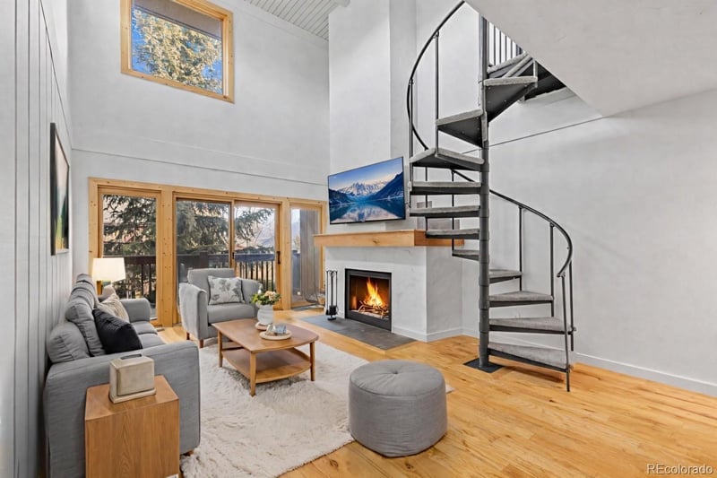 21 Buffalo Dr #28, Silverthorne, CO 80498