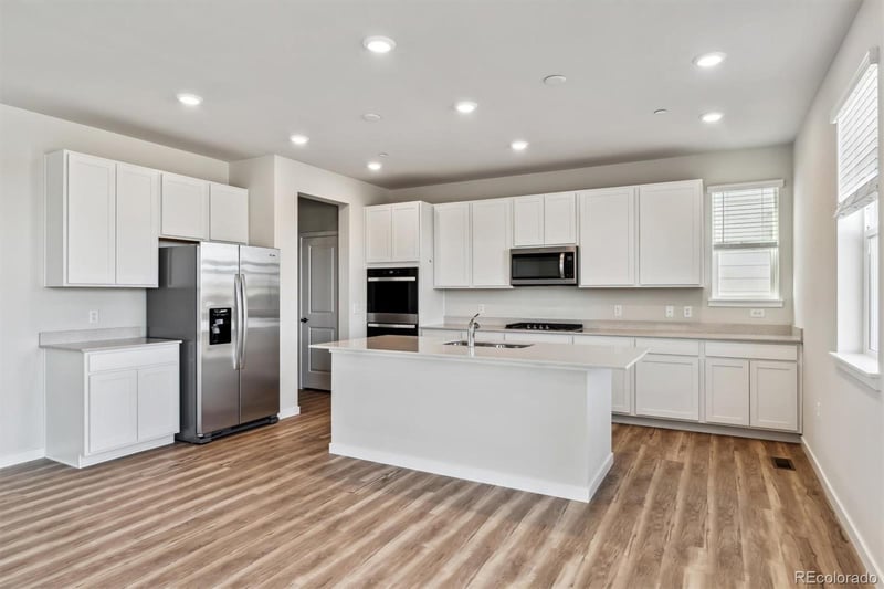 1422 Loraine Cir S, Erie, CO 80026